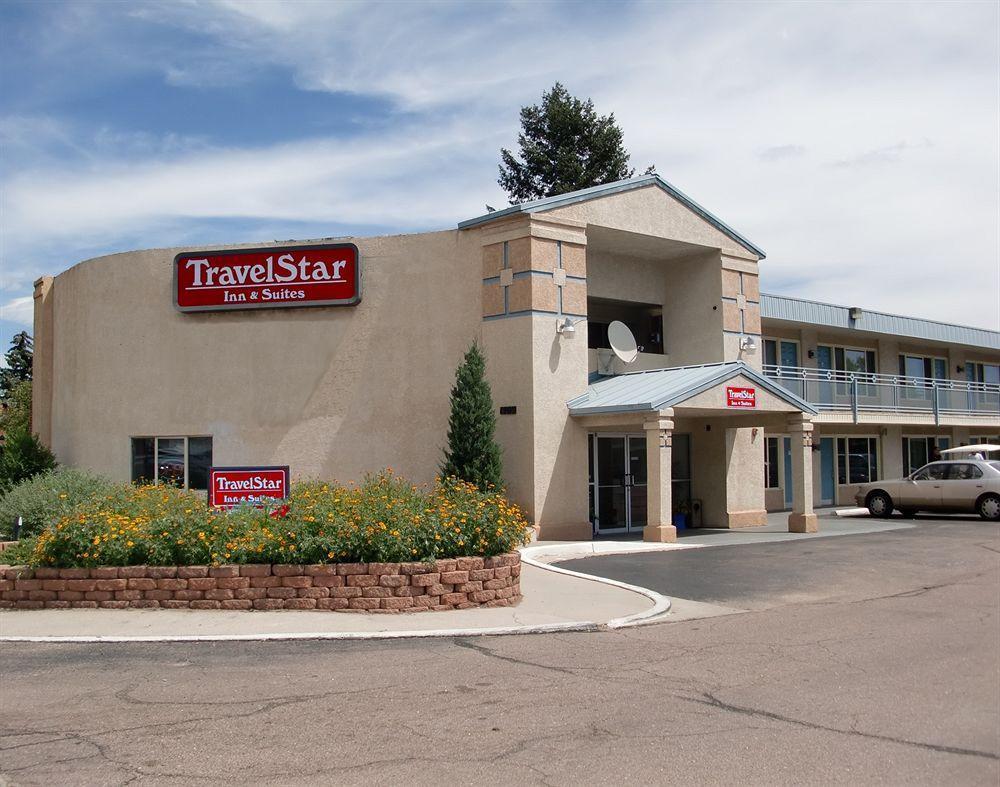 Travelstar Inn & Suites Colorado Springs Exterior photo